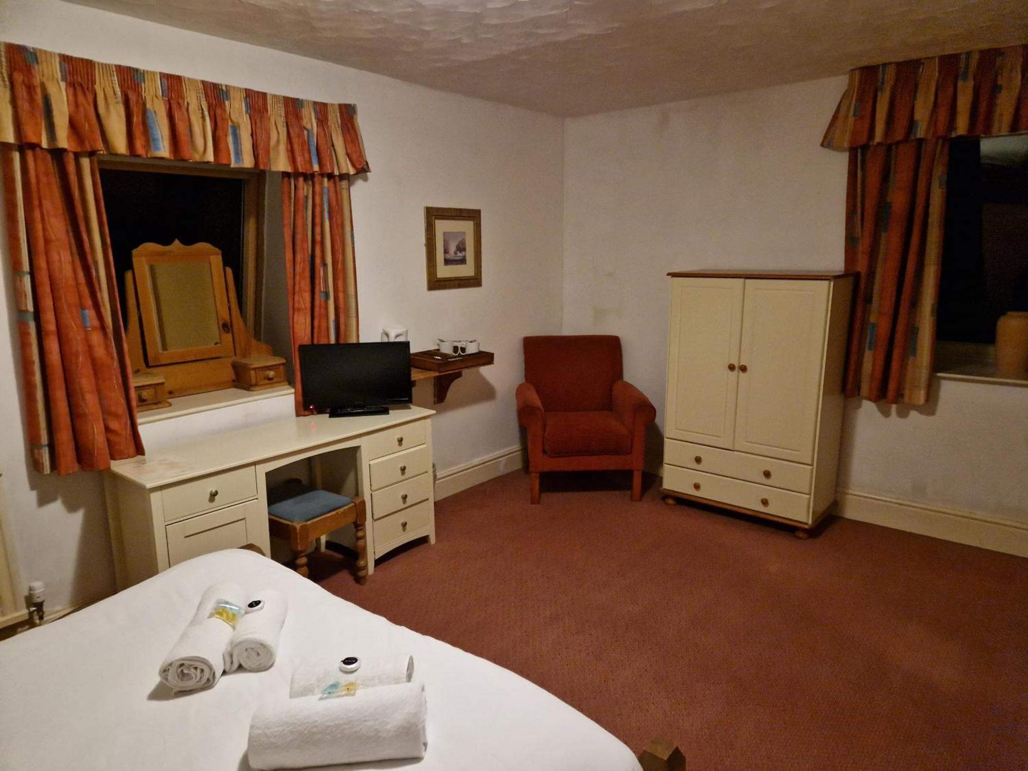 The Menai Hotel And Bar Bangor  Bilik gambar