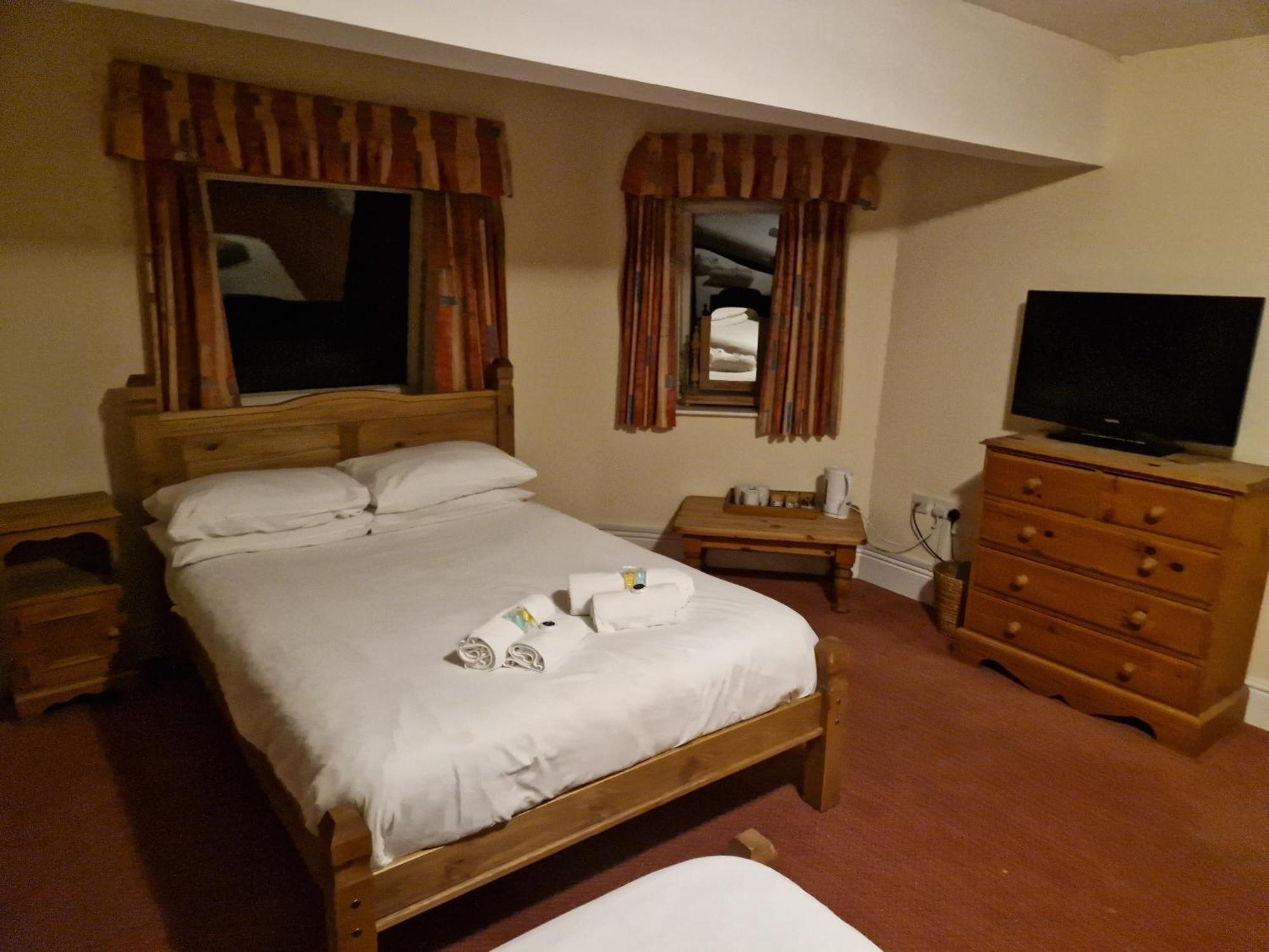 The Menai Hotel And Bar Bangor  Bilik gambar